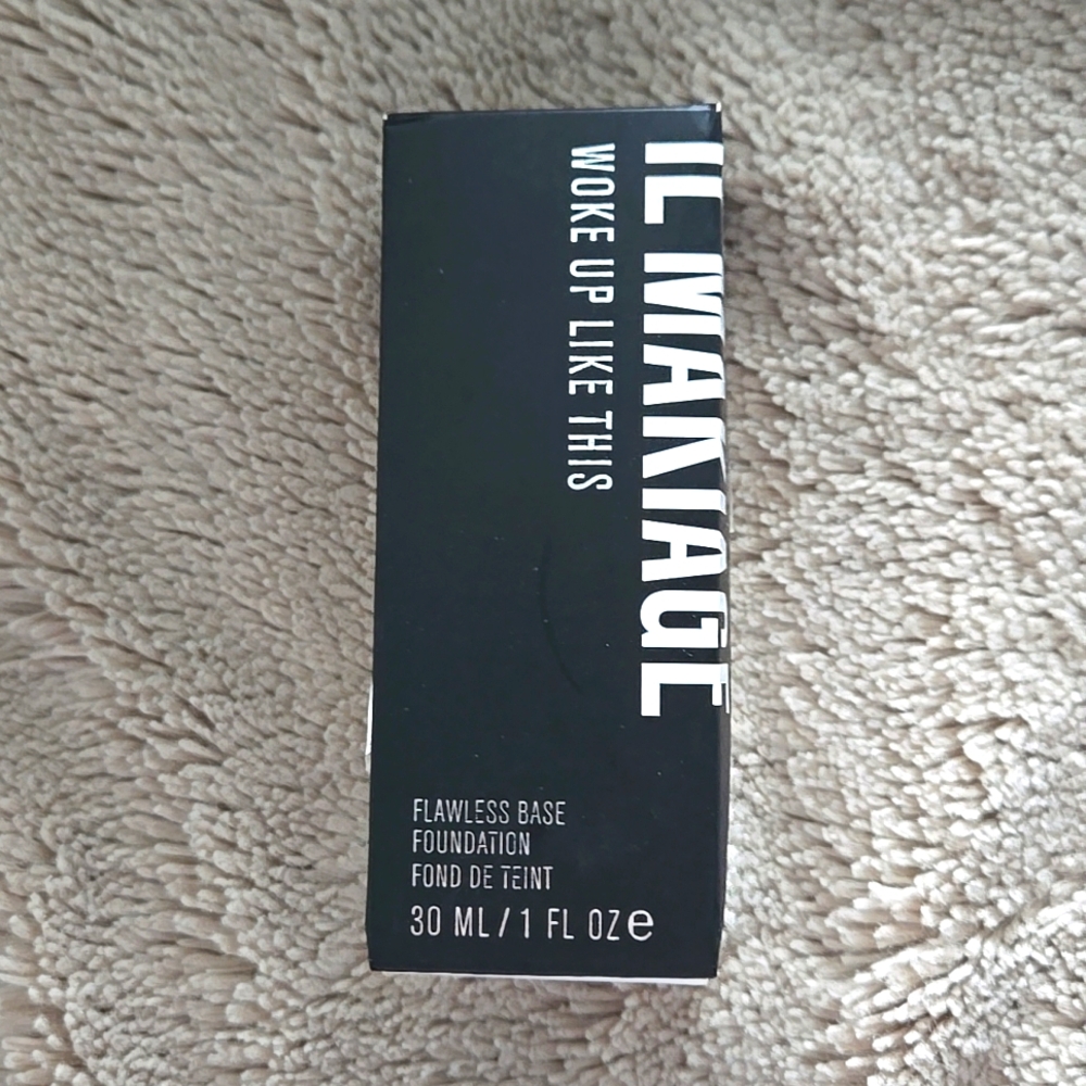 IL Makiage "I woke up like this" Foundatiom